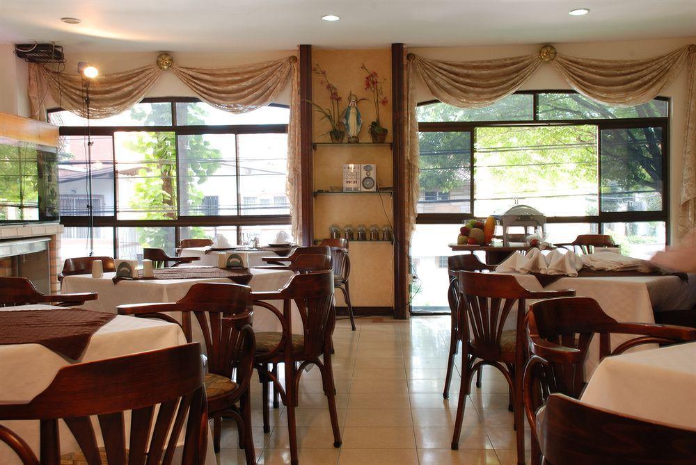 Hotel Estadio Real Medellín Zewnętrze zdjęcie